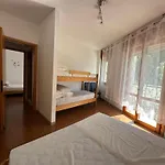 Spacious Flat Close To The Apartment *