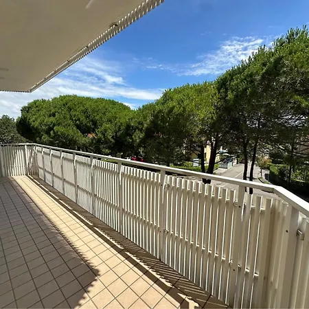 Apartmán Spacious Flat Close To The